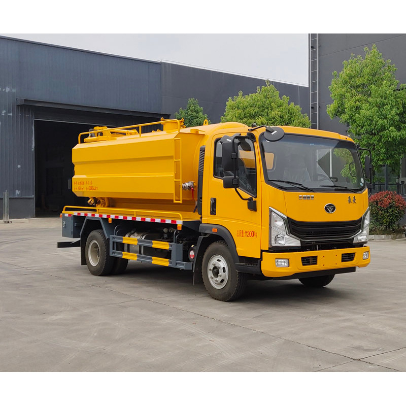 รถบรรทุกขุดท่อแรงดันสูง Dongfeng Dolly 5 ตัน Yuchai 140 HP พร้อมกว้านและเครื่องทำความสะอาดท่อ