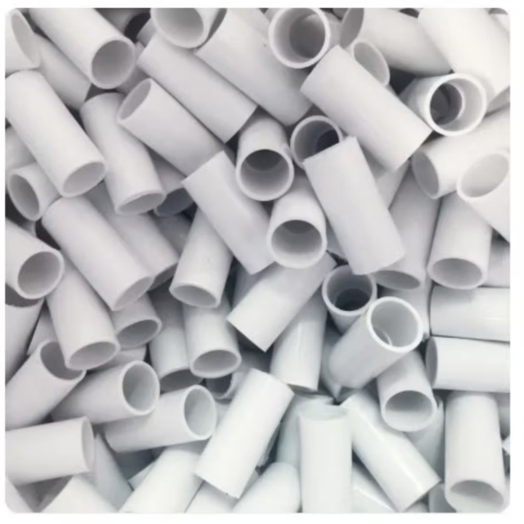 ข้อต่อท่อ PVC แบบ ต่อตรง SocketCoupling สีขาว ใช้สำหรับเชื่อมท่อ PVC สองท่อนให้ต่อกันตรง ๆ